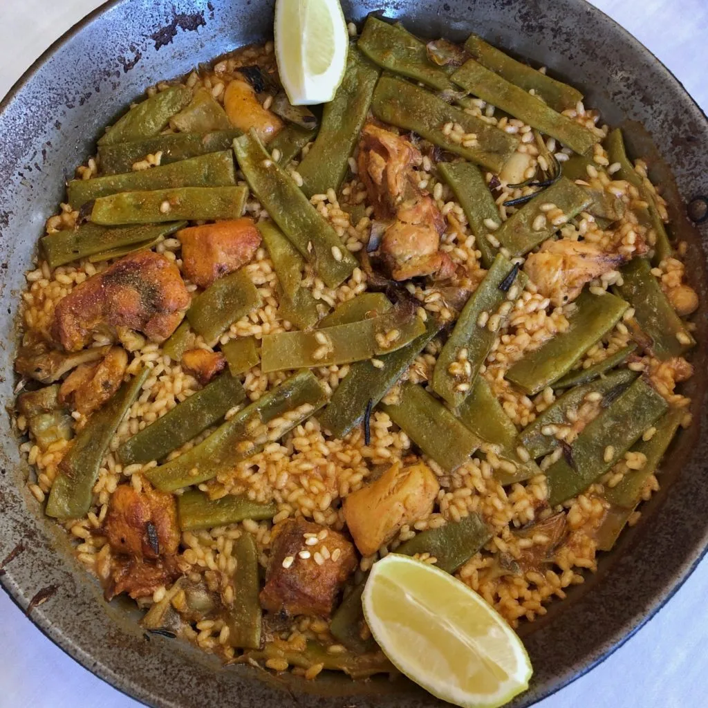 Paella valenciana